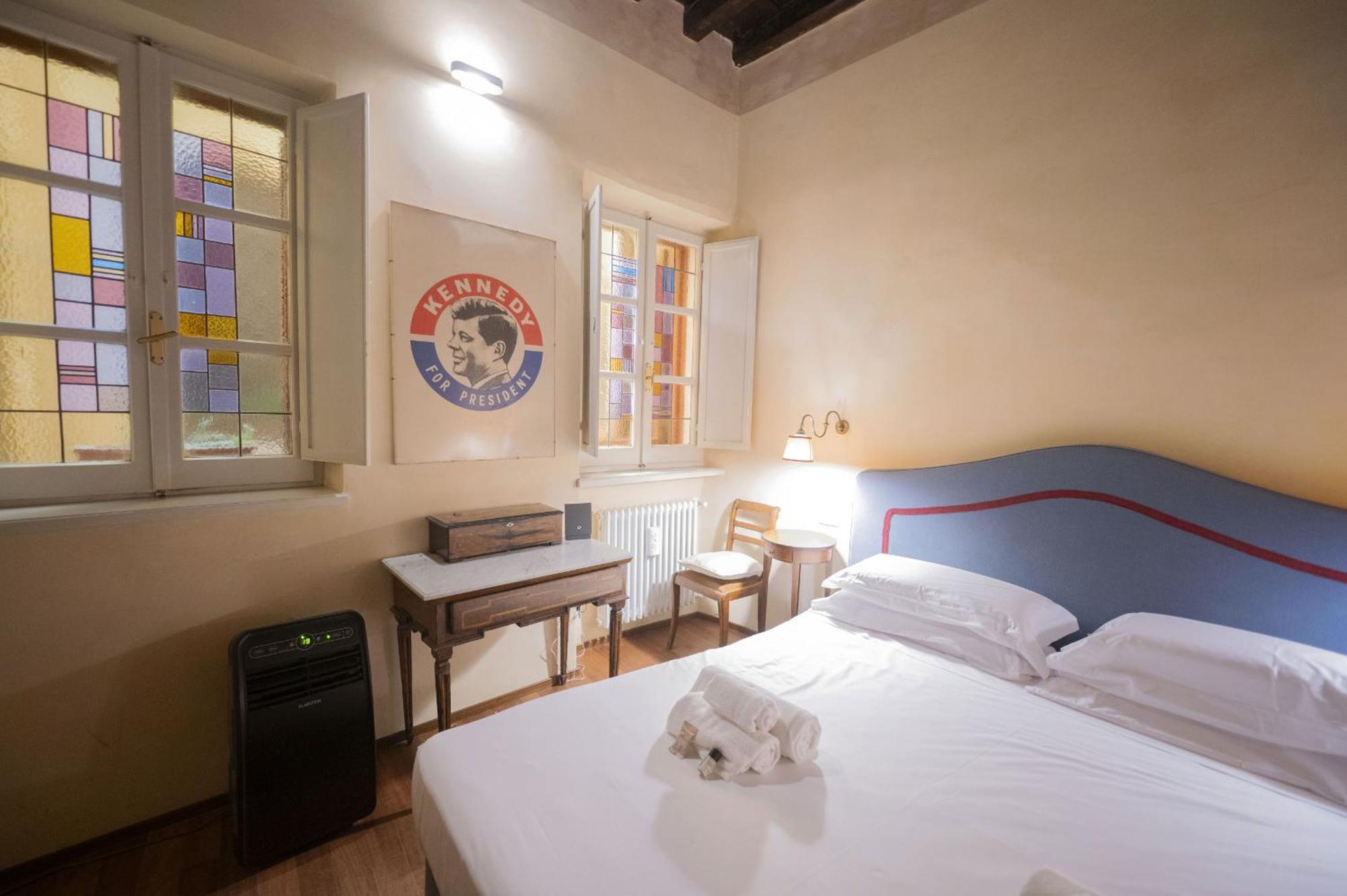 Campo De Fiori Unique 2 Bedroom Apartment