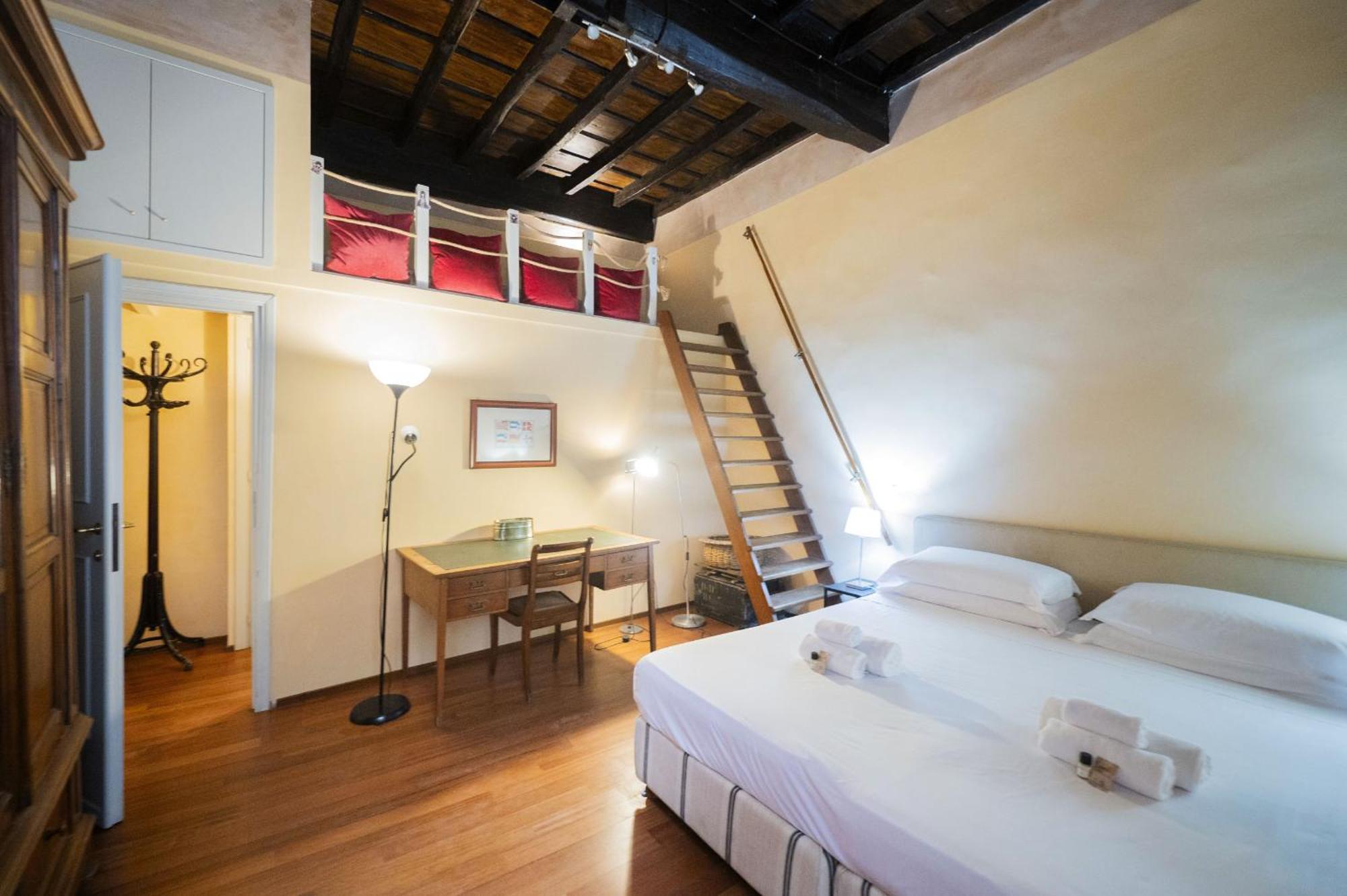 Campo De Fiori Unique 2 Bedroom Apartment Rom